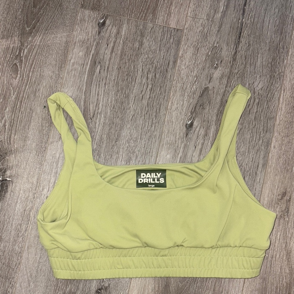 Daily Drills Vibrant Green Activewear Top